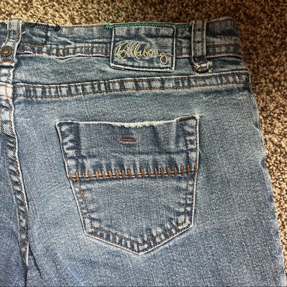 Billabong Y2K Light Wash Slim Straight Leg Low Rise Jeans Women's Size 1 - Picture 4 of 5